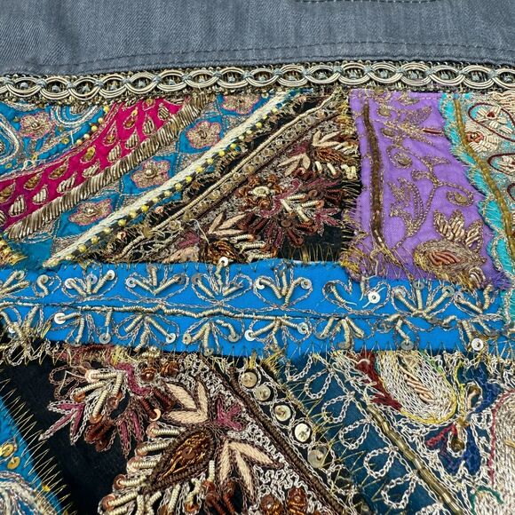 Levi's Women's Denim Trucker‎ Jacket Small Gray Embellished Boho Patchwork - Picture 4 of 16